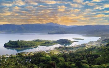 Savusavu, Fiji