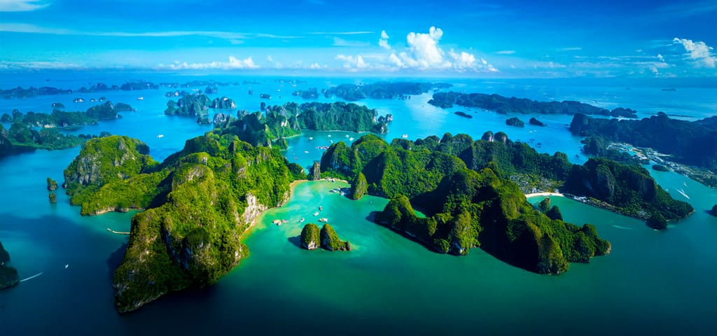 Oceania Cruises to Ha Long Bay, Vietnam