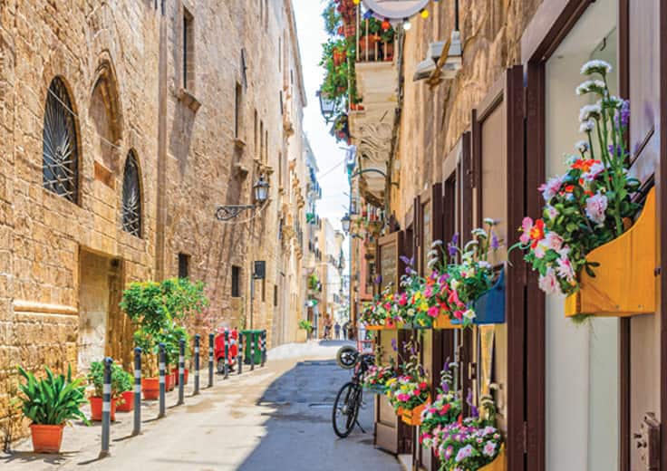 Taranto Italy Mediterranean Small Town